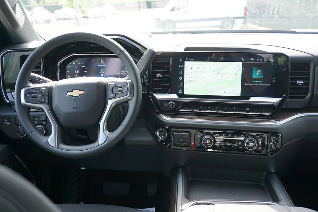 Used 2025 Chevrolet Silverado 2500 LT w/ All Star Edition AWD/4WD image 43