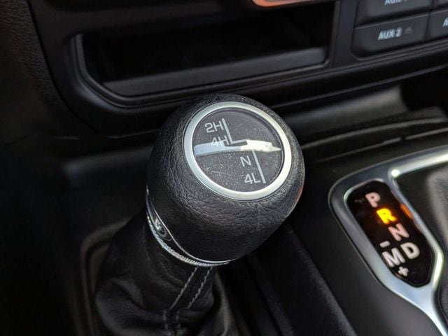 New 2026 Jeep Gladiator Sport AWD/4WD image 22