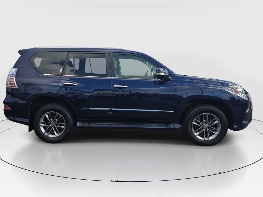 Used 2017 Lexus GX 460 Premium image 4
