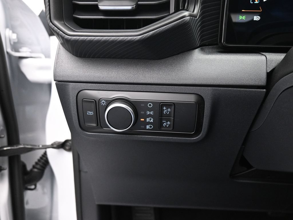 Used 2025 Ford Mustang Coupe RWD image 12