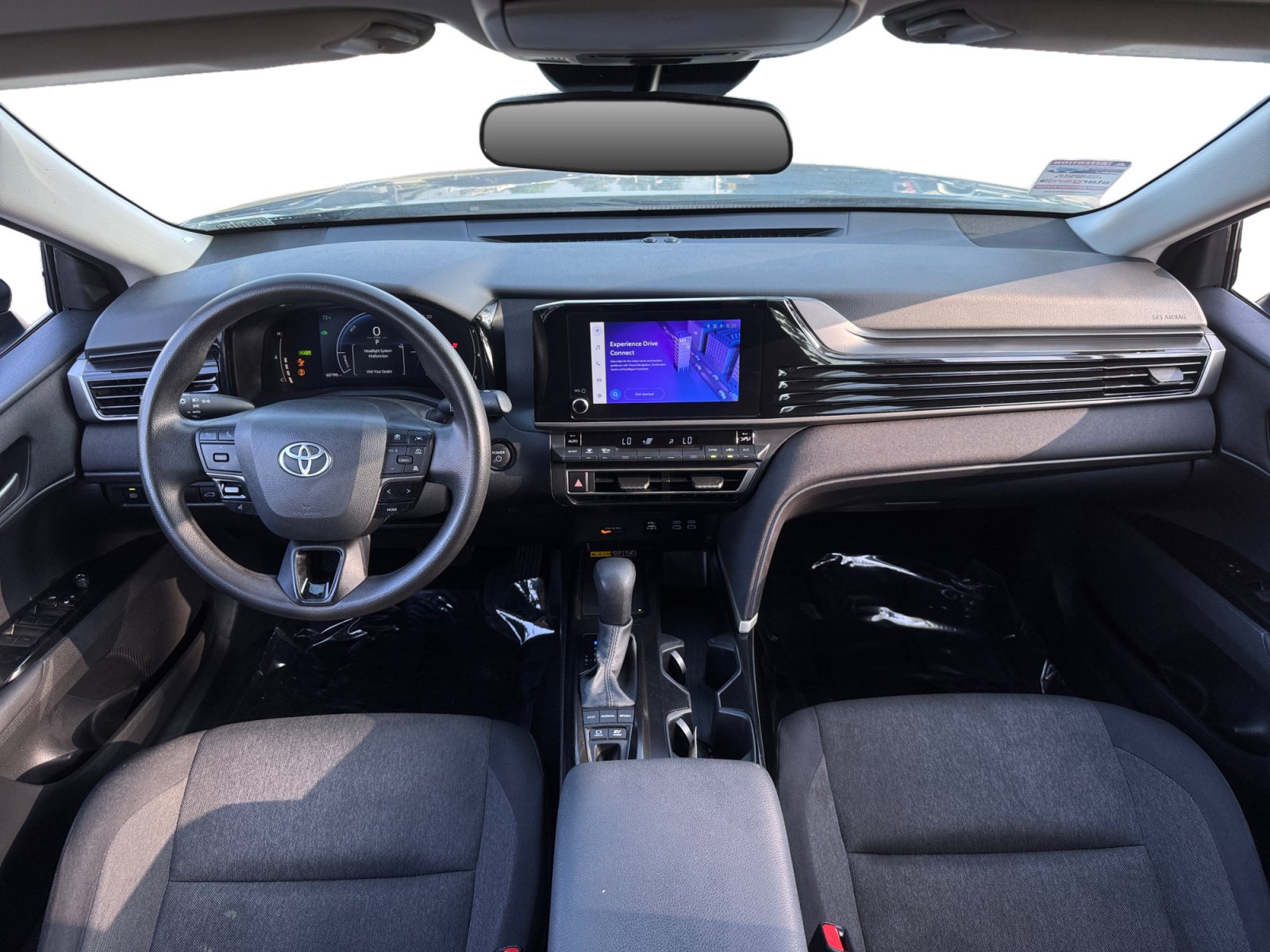 Used 2025 Toyota Camry LE FWD image 10