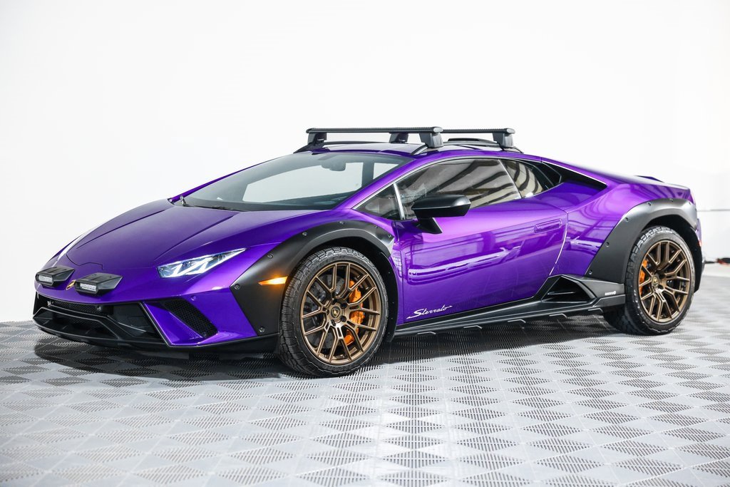 Used 2024 Lamborghini Huracan Sterrato image 18