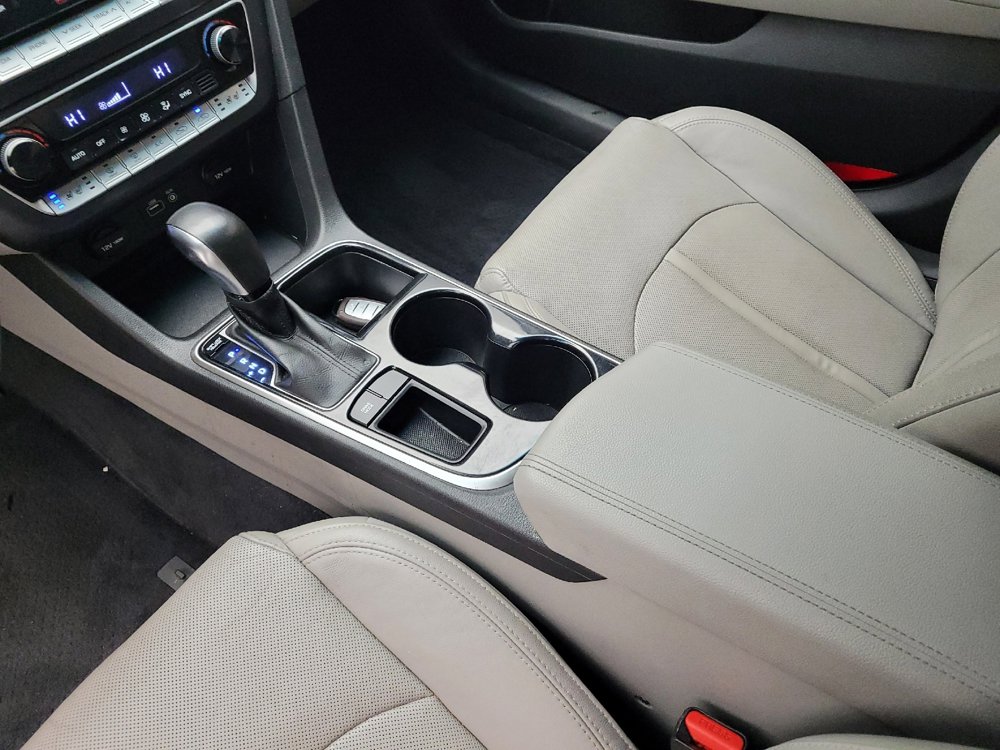 Used 2018 Hyundai Sonata Limited image 26