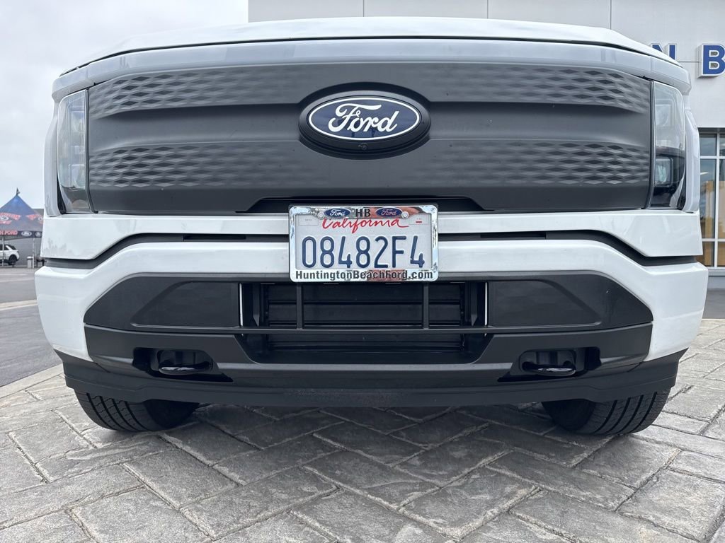 Used 2024 Ford F150 Lightning XLT AWD/4WD image 31