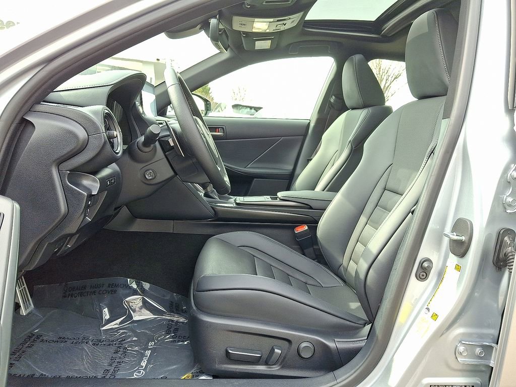 Used 2025 Lexus IS 350 F Sport w/ Accessory Package image 12