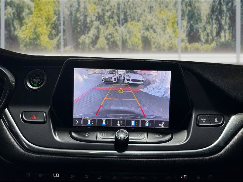 Used 2019 Chevrolet Blazer Premier w/ Sun and Wheels Package AWD/4WD image 28