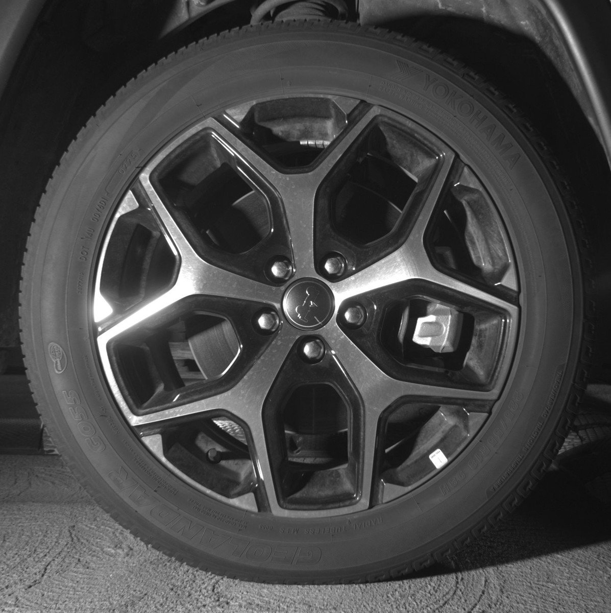 Used 2025 Jeep Compass Limited image 13