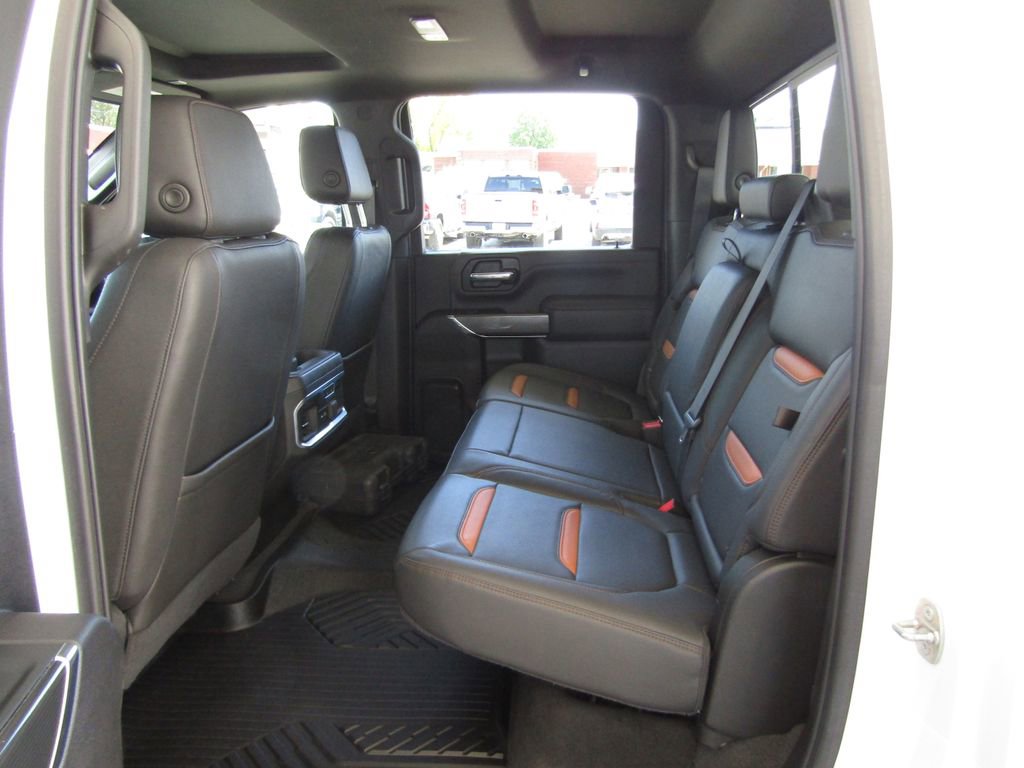 Used 2022 GMC Sierra 2500 AT4 w/ AT4 Premium Plus Package AWD/4WD image 39
