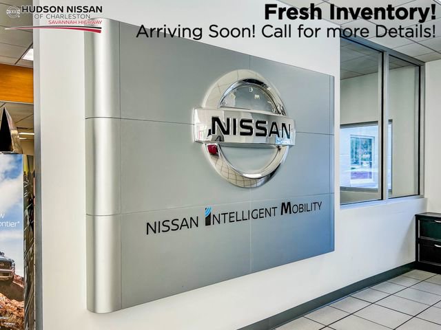 Used 2024 Nissan Pathfinder SV image 27