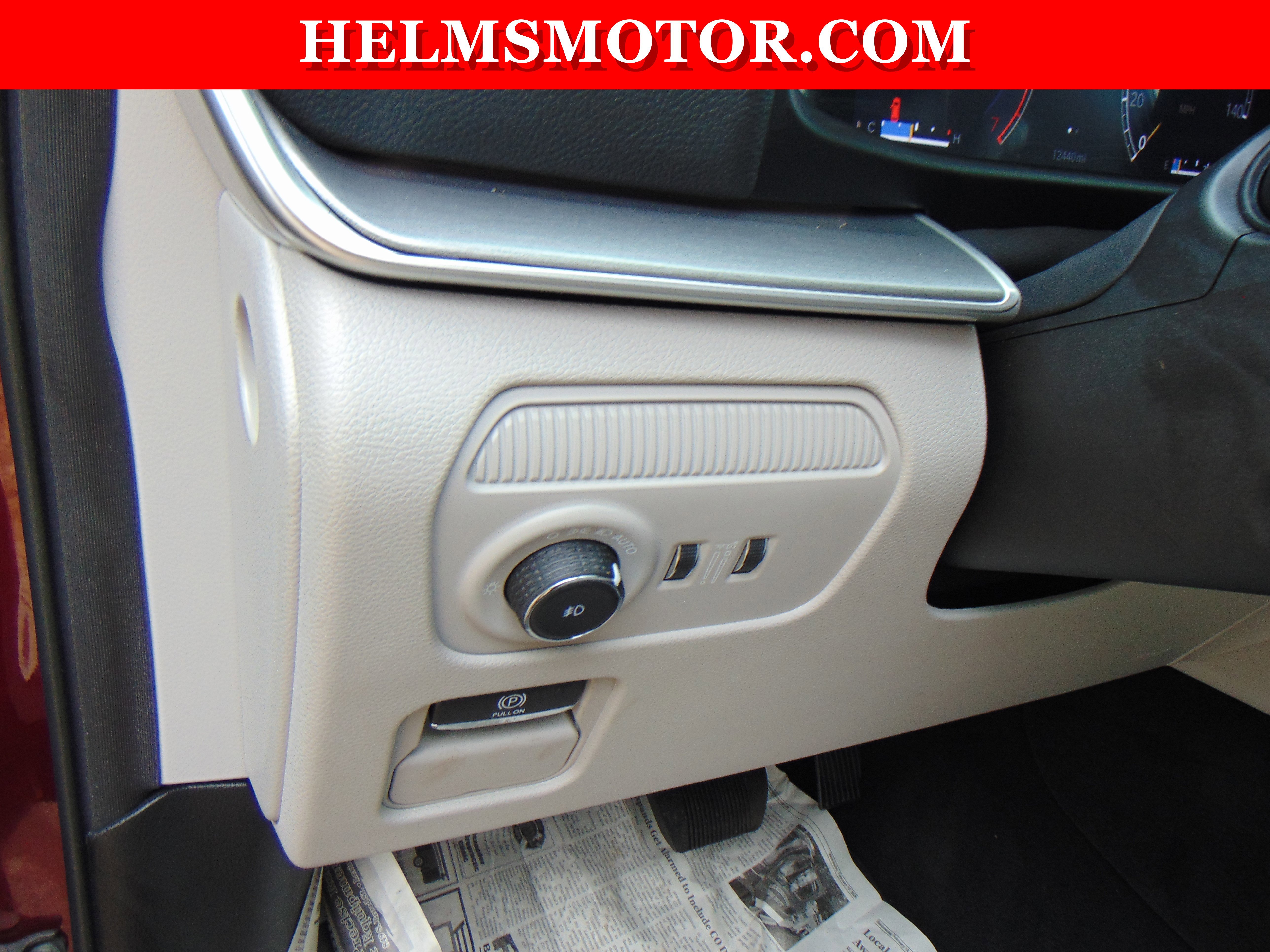 Certified 2025 Jeep Wagoneer 4WD image 25