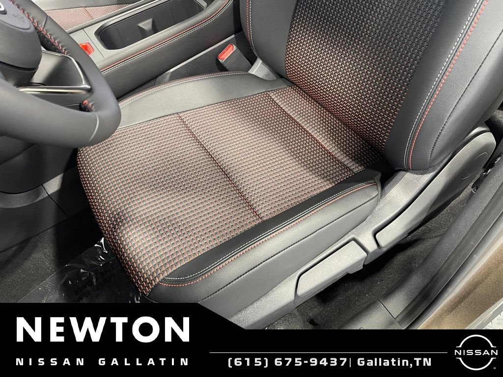 New 2026 Nissan Kicks SR FWD image 14