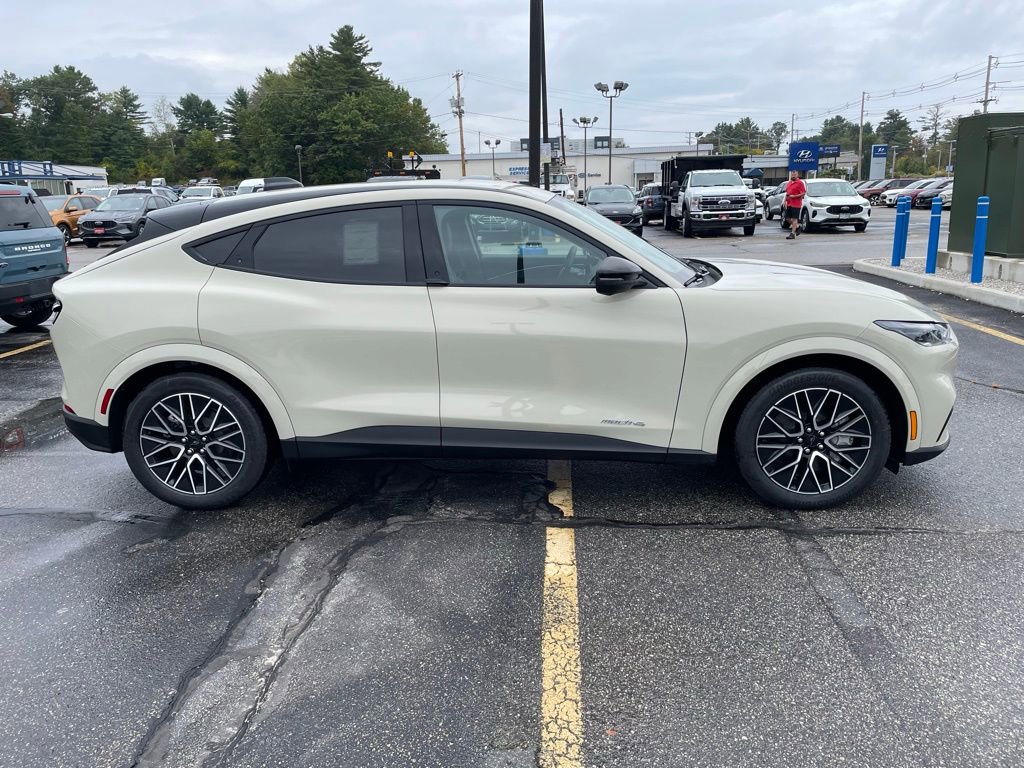 New 2025 Ford Mustang Mach-E Premium image 3