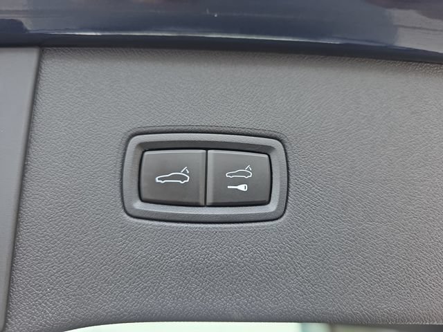 Used 2024 Porsche Cayenne AWD/4WD image 13