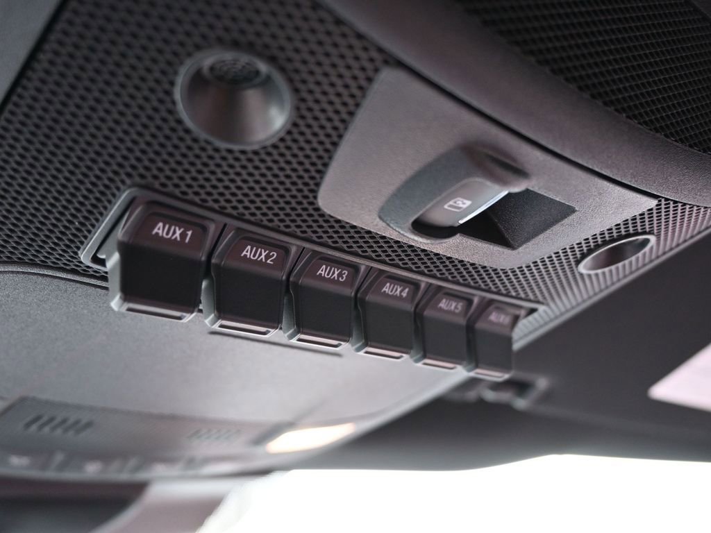 Used 2022 Ford F450 Platinum w/ FX4 Off-Road Package image 24