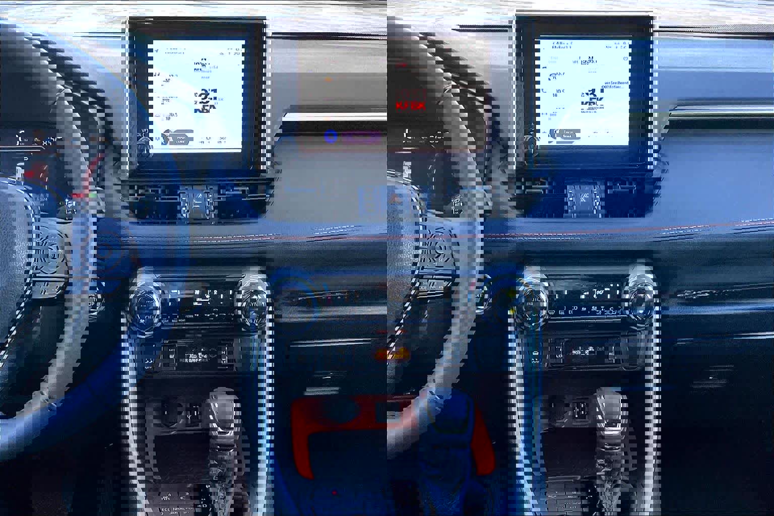 Used 2023 Toyota RAV4 Adventure image 9