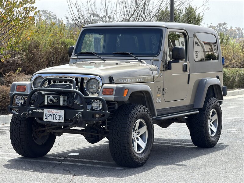 Used 2005 Jeep Wrangler Unlimited Rubicon w/ Sahara Edition Group AWD/4WD image 3