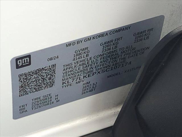 Used 2025 Chevrolet Trax ACTIV w/ Sunroof Package FWD image 24