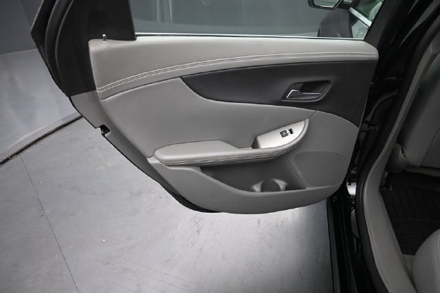 Used 2017 Chevrolet Impala LS FWD image 16