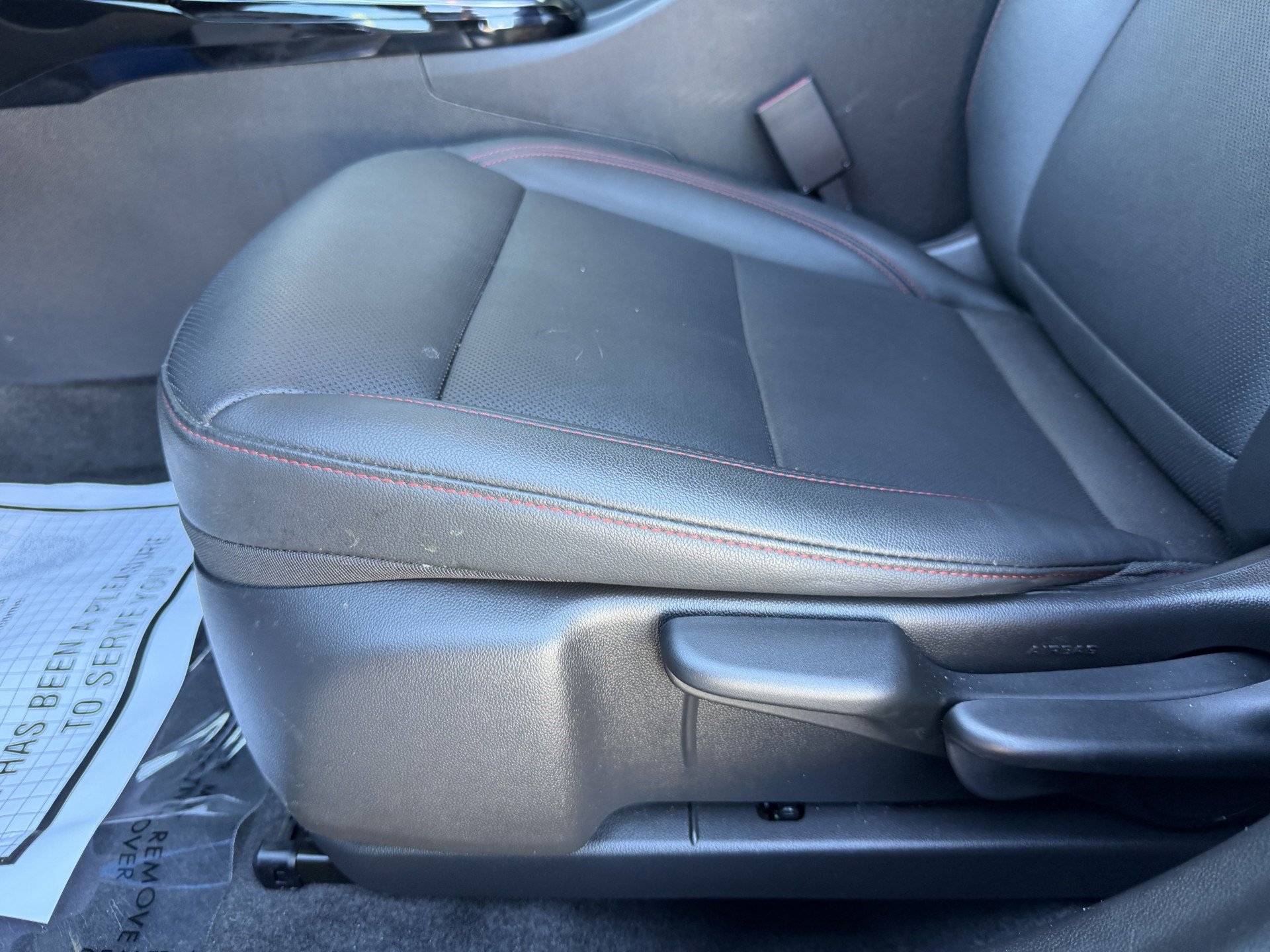 Used 2024 Chevrolet Trax RS w/ Sunroof Package image 18