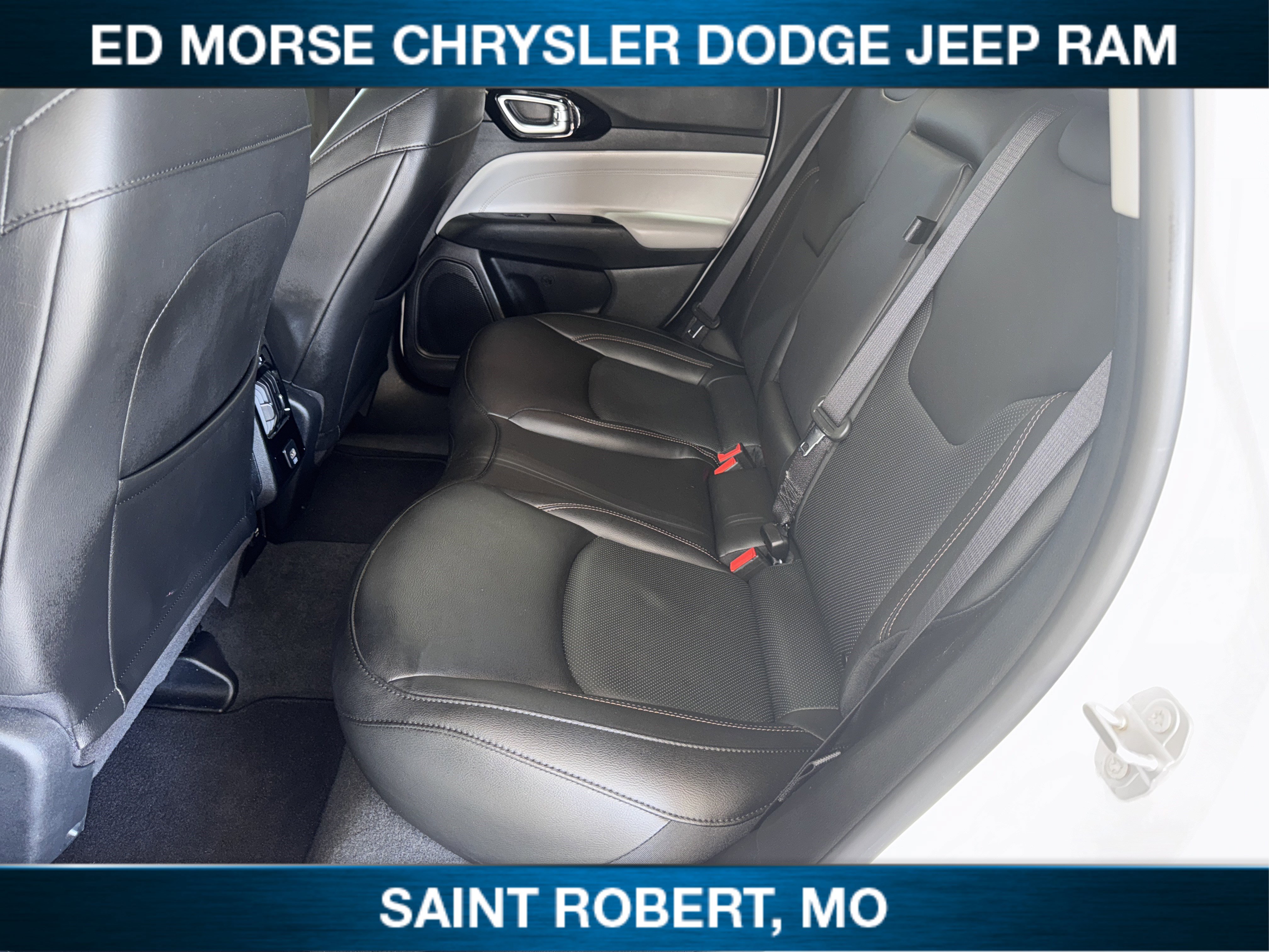 Certified 2022 Jeep Compass Limited image 23