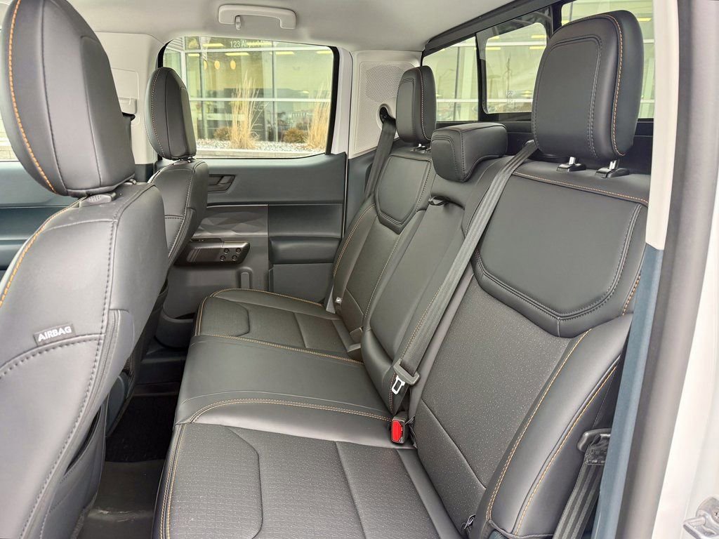 Used 2025 Ford Maverick Tremor image 10