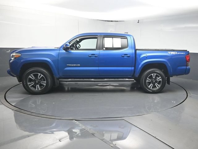 Used 2016 Toyota Tacoma TRD Sport w/ Premium & Technology Package RWD image 5