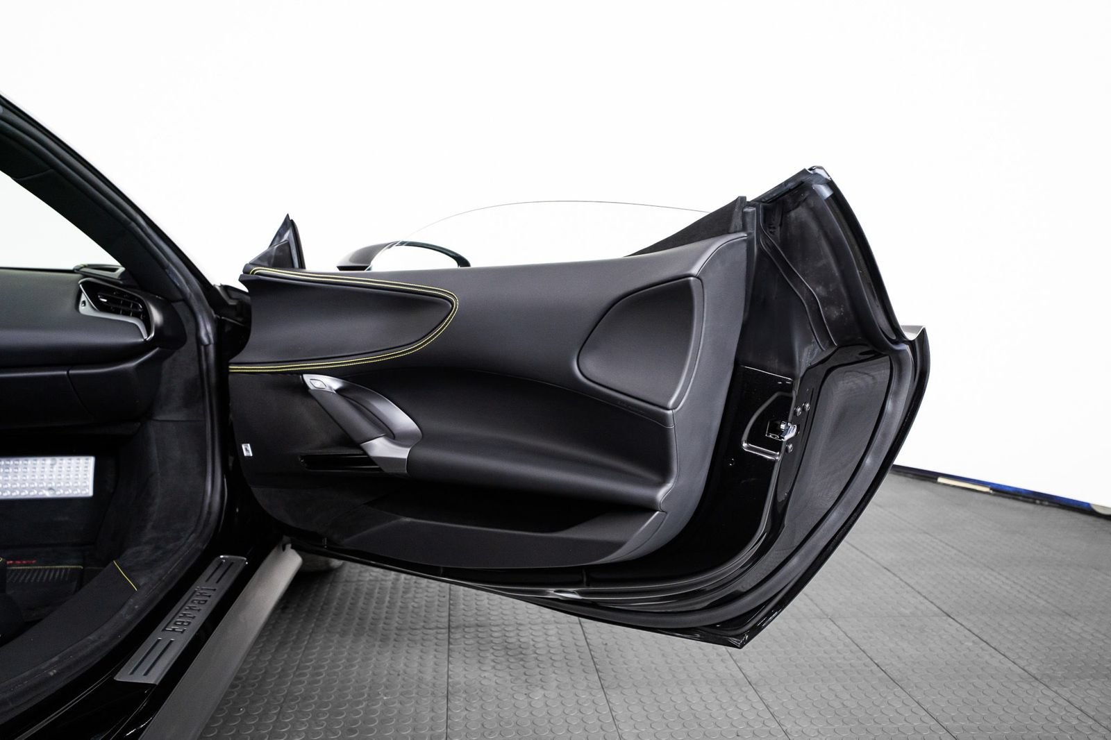 Certified 2023 Ferrari SF90 Spider AWD/4WD image 28