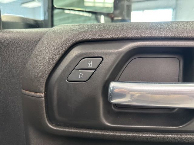 Used 2020 GMC Sierra 2500 AT4 image 27