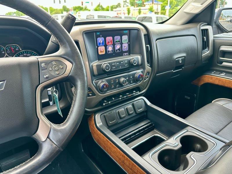 Used 2018 Chevrolet Silverado 1500 High Country RWD image 25