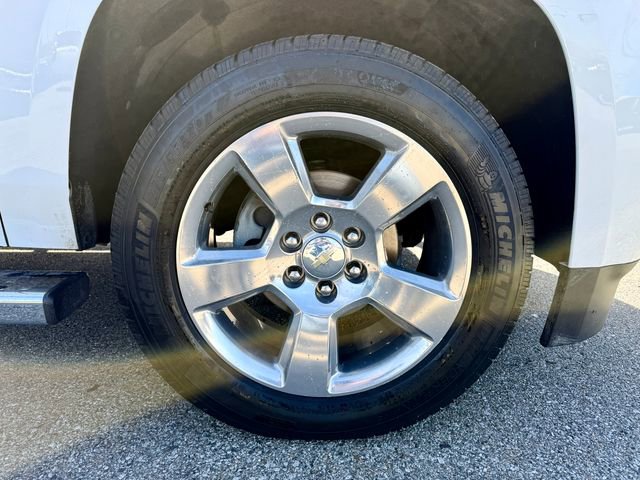 Used 2019 Chevrolet Suburban LT w/ Max Trailering Package image 36