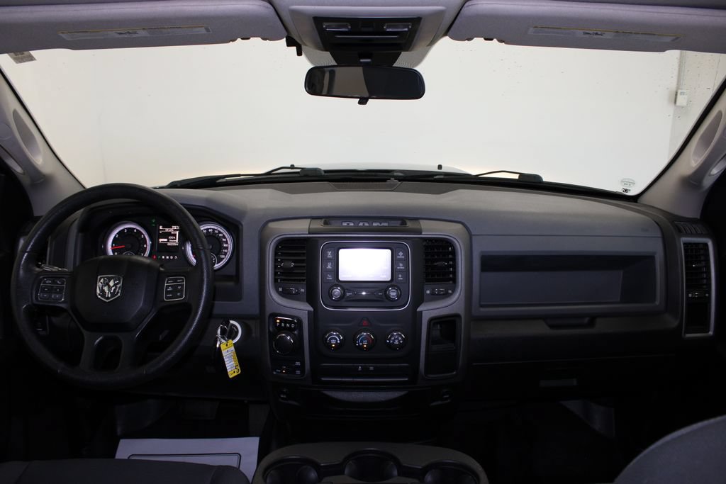Used 2017 RAM 1500 Express AWD/4WD image 19