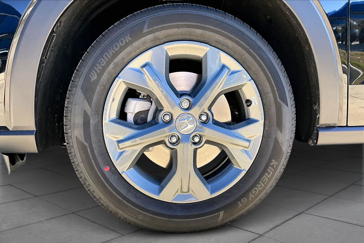 Used 2026 Honda HR-V LX image 12