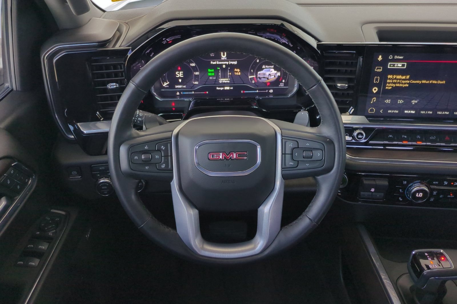 Used 2024 GMC Sierra 1500 SLT w/ SLT Premium Plus Package AWD/4WD image 15