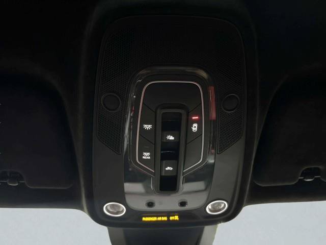 Used 2019 Lamborghini Urus AWD/4WD image 45