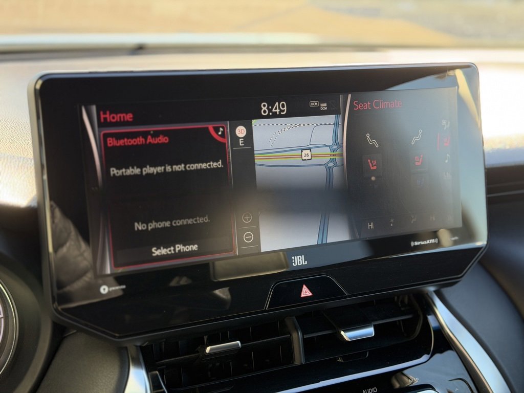 Used 2021 Toyota Venza XLE w/ Softex Package image 14