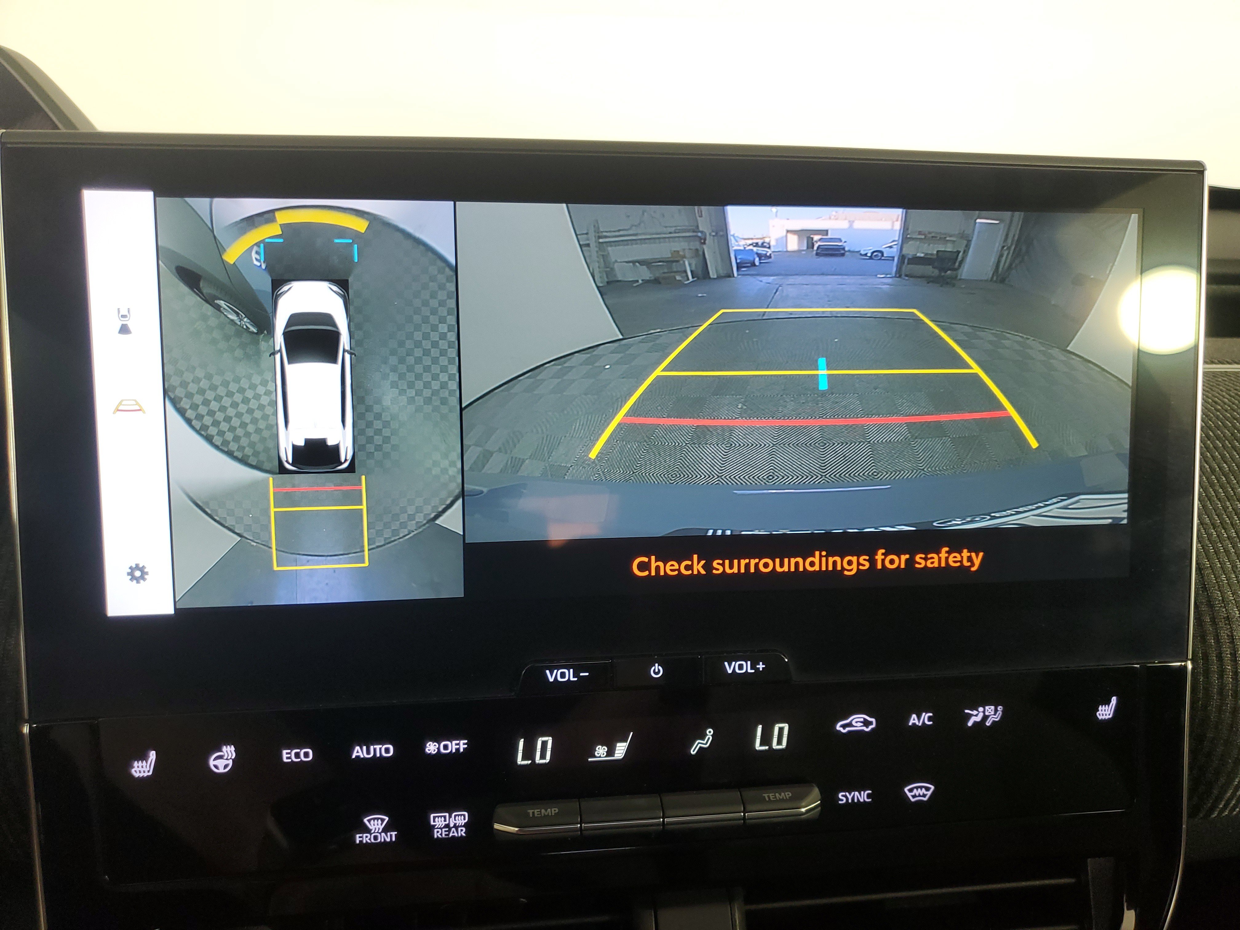 Used 2023 Subaru Solterra AWD image 27