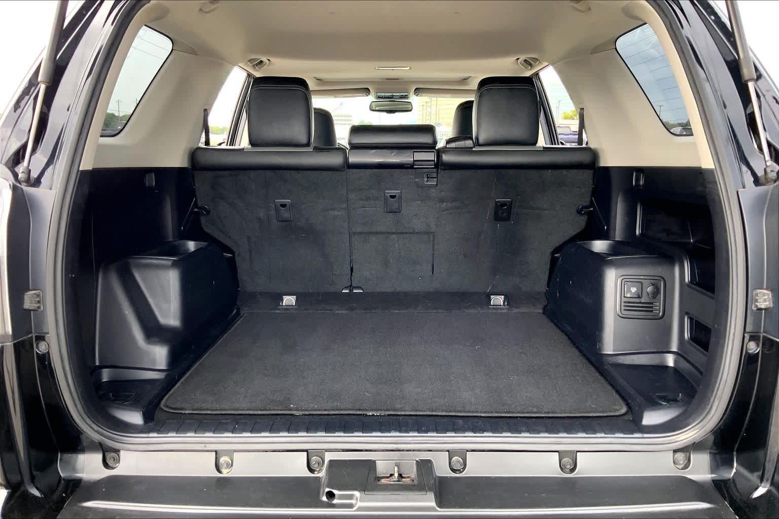 Used 2015 Toyota 4Runner SR5 Premium RWD image 34