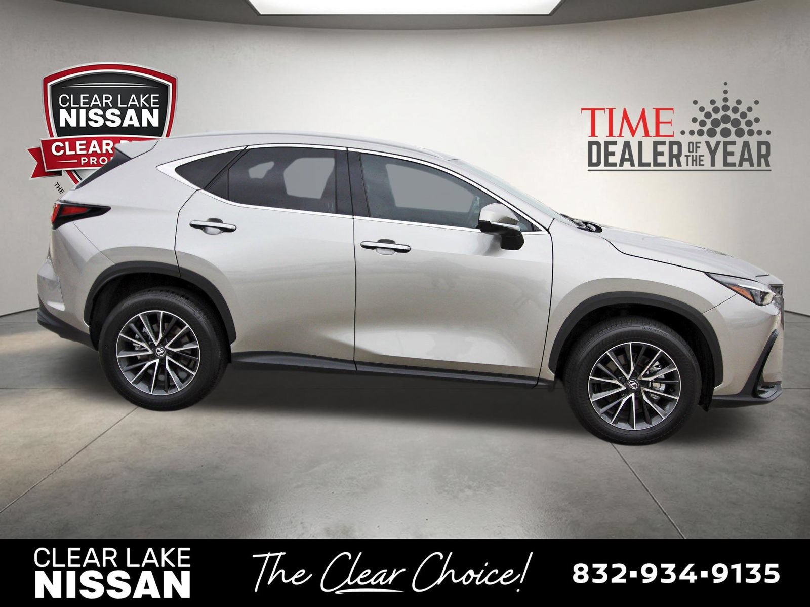 Used 2025 Lexus NX 250 FWD w/ Towing Package (2000 Lbs) image 8