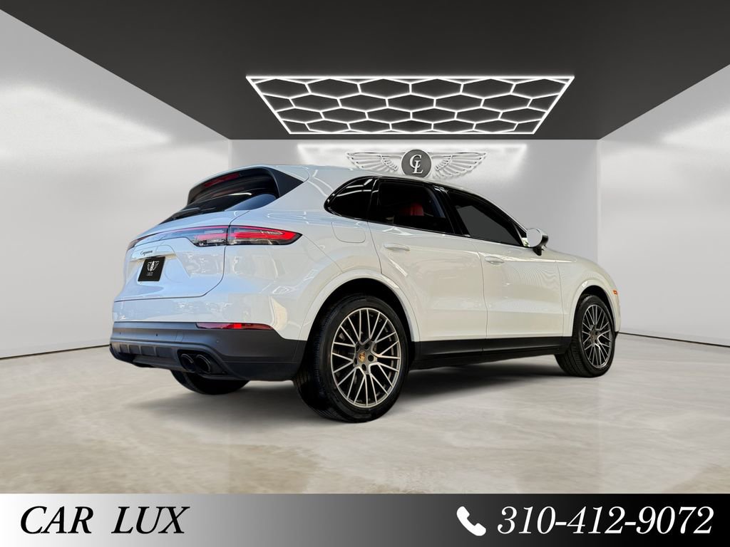 Used 2022 Porsche Cayenne Platinum Edition AWD/4WD image 25