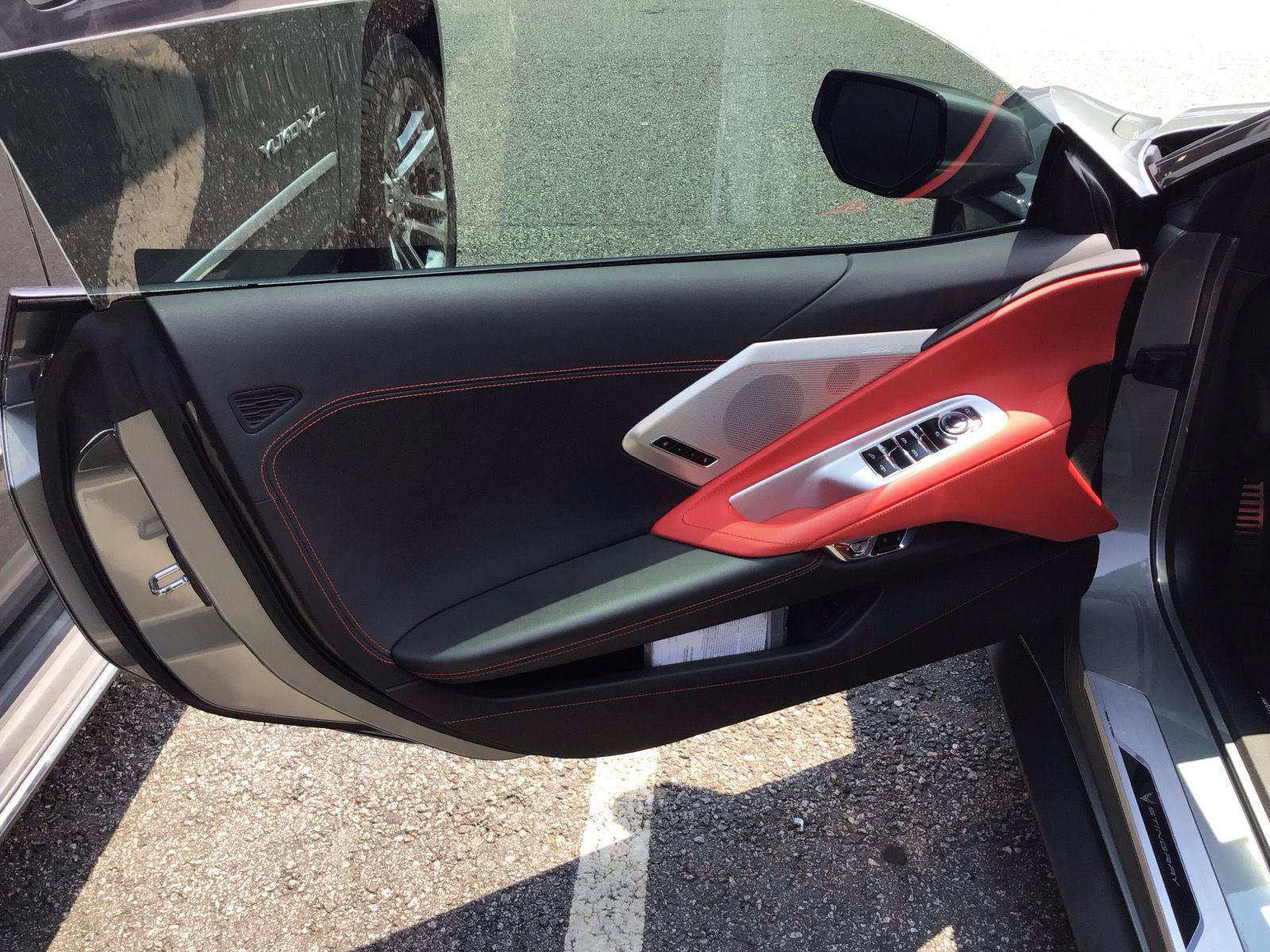 Used 2023 Chevrolet Corvette Stingray Preferred Conv w/ Z51 Performance Package RWD image 9