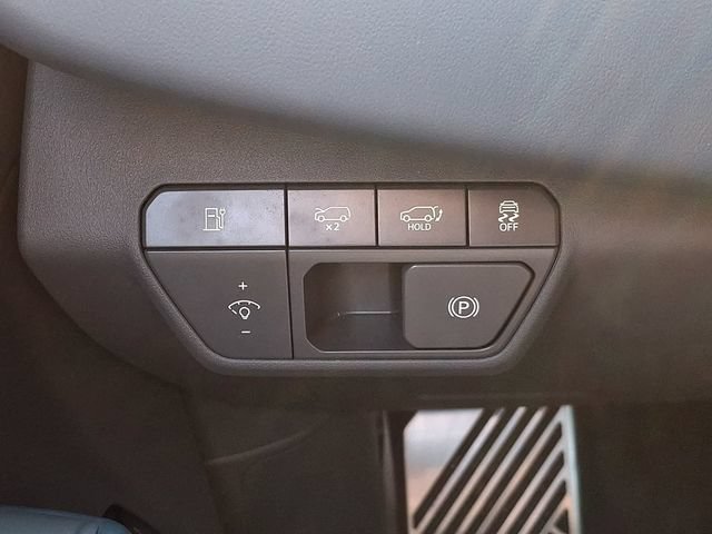 Used 2024 Kia EV9 GT-Line AWD/4WD image 29