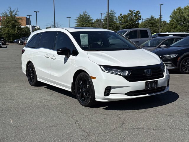 Used 2023 Honda Odyssey Sport image 1