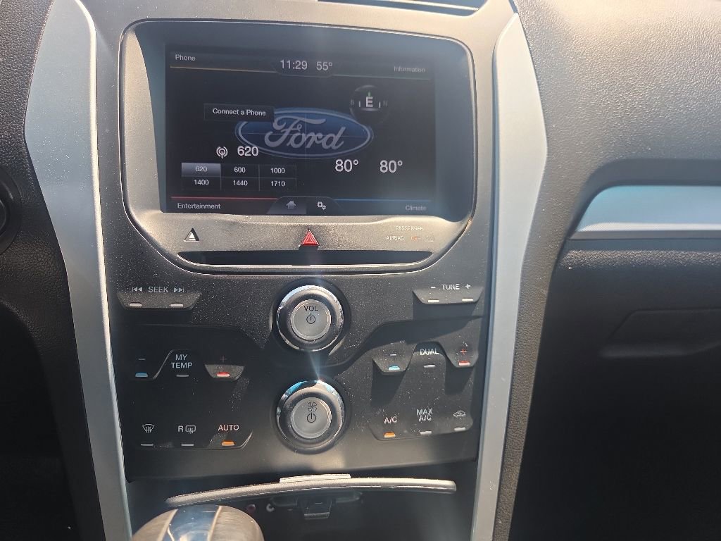 Used 2013 Ford Explorer XLT FWD image 14
