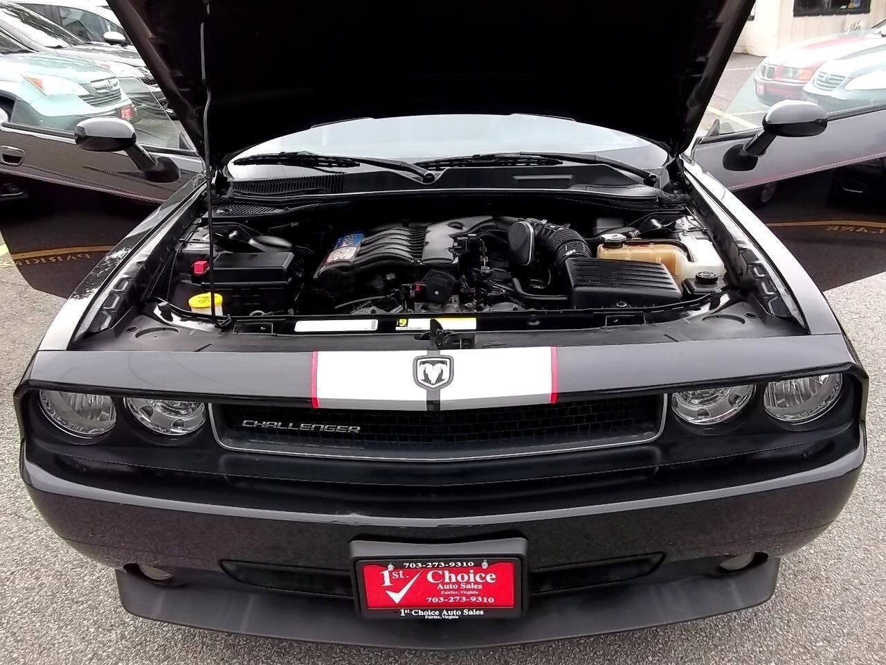 Used 2010 Dodge Challenger SE RWD image 21