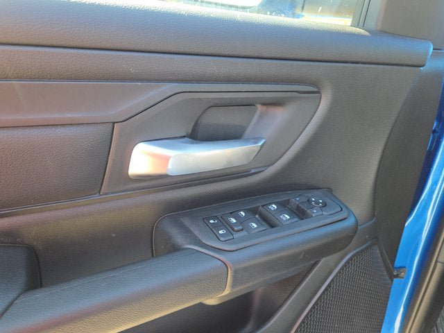 Used 2025 RAM 1500 Warlock AWD/4WD image 21
