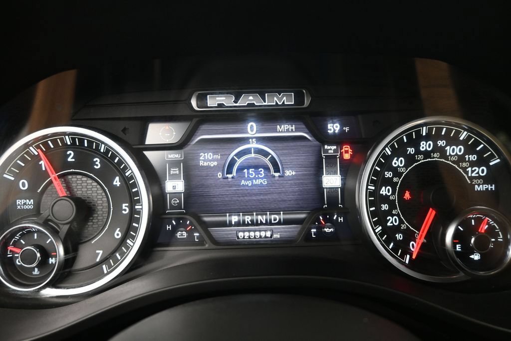 Used 2022 RAM 1500 Big Horn AWD/4WD image 18