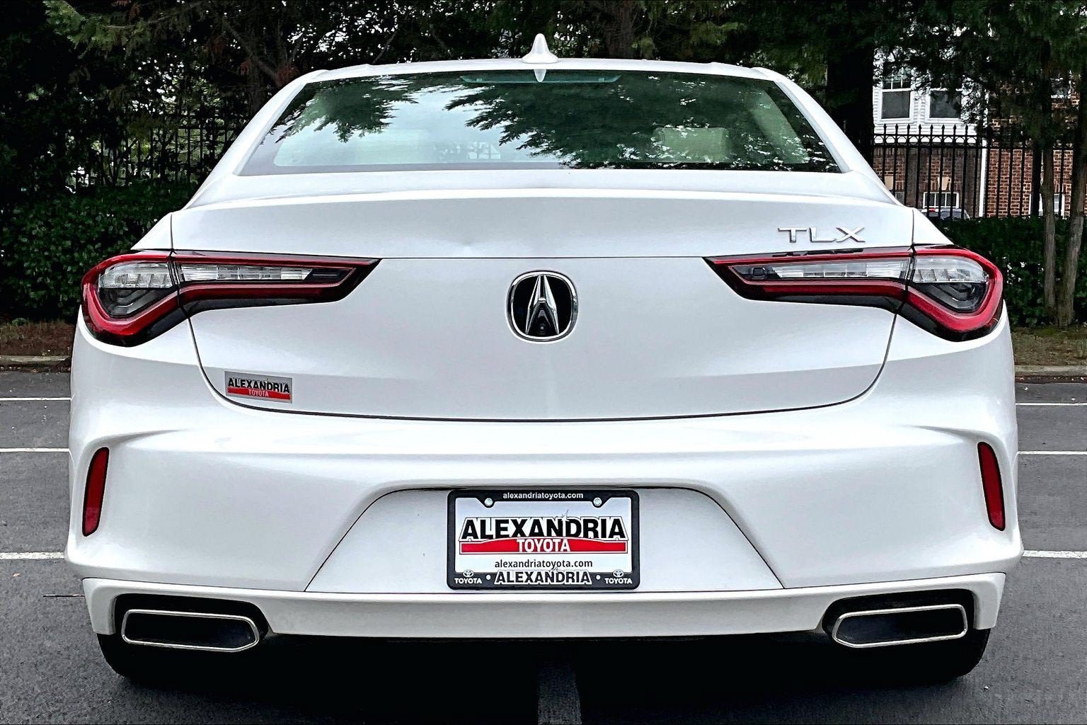 Used 2023 Acura TLX FWD image 4
