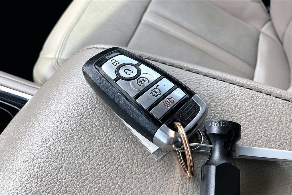 Certified 2021 Ford Expedition Limited AWD/4WD image 11