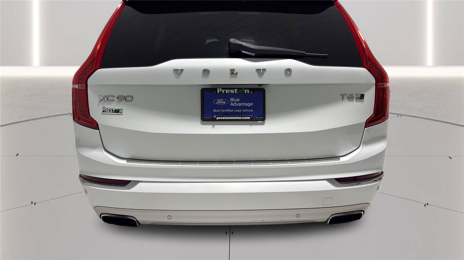 Used 2017 Volvo XC90 T6 Inscription w/ Vision Package AWD/4WD image 28