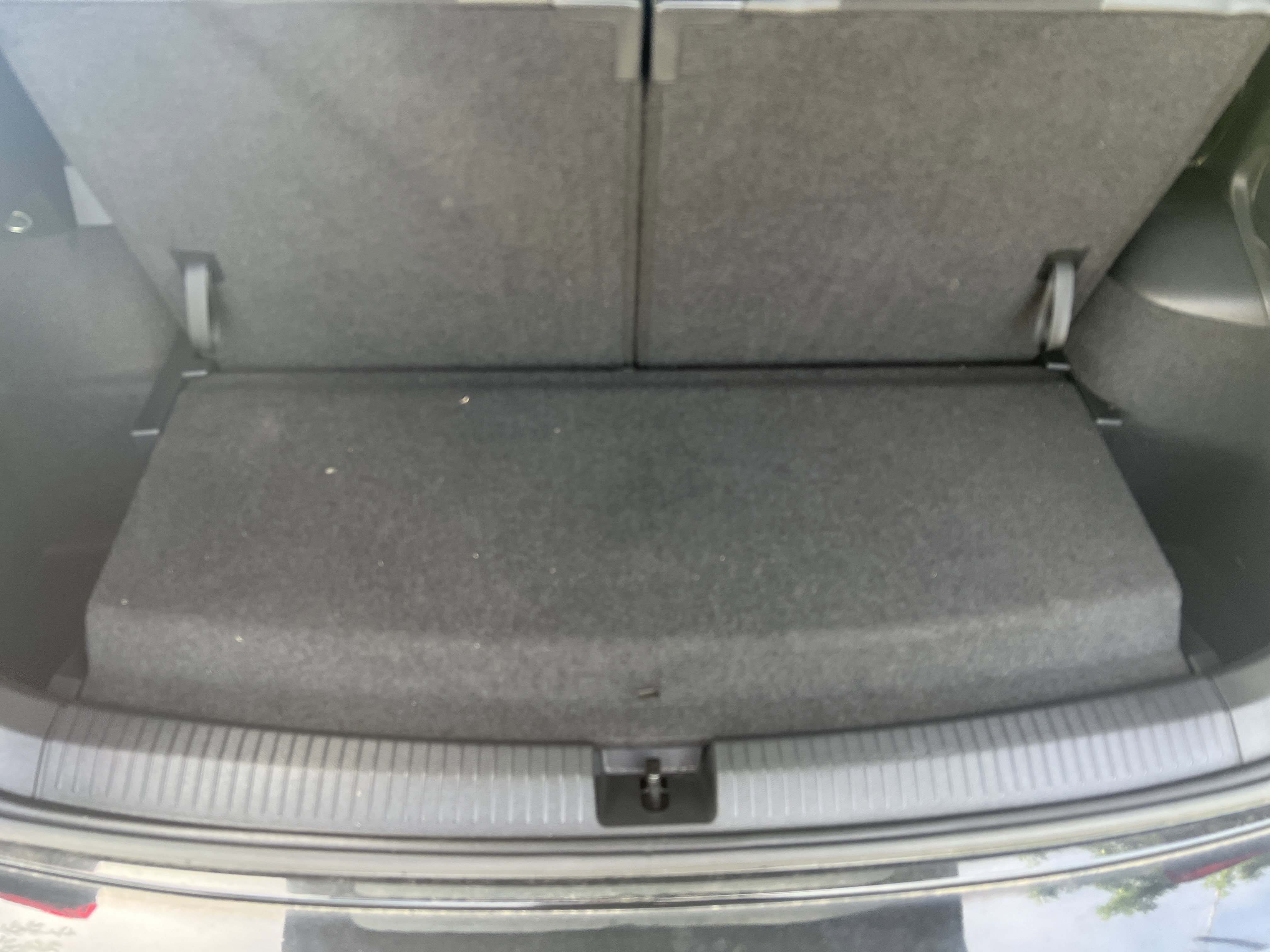 Certified 2023 Volkswagen Tiguan SE w/ Panoramic Sunroof Package FWD image 30